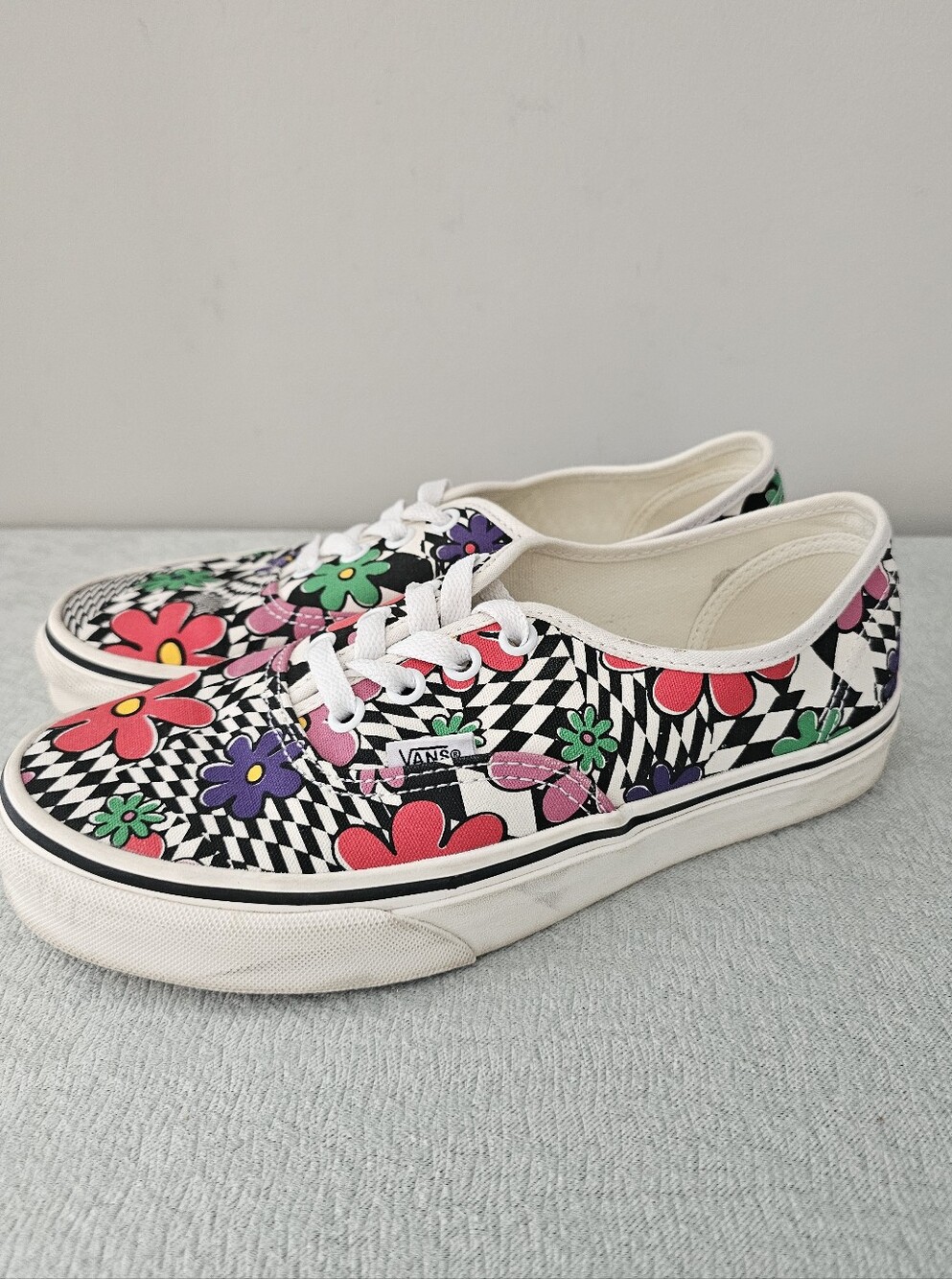VANS Unisex Checkerboard Floral Low Lace Up Sneakers